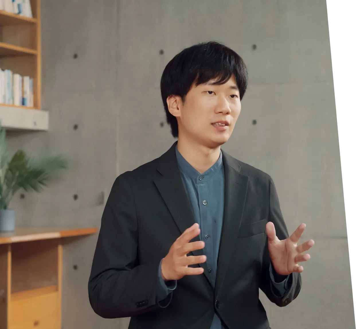 板尾健司さん（物理学者/人類学者）